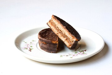 ''Alfajor de dulce de leche argentino'', typical argentinian dessert