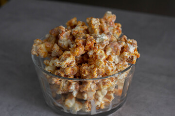 Sweet Caramel Popcorn with powdred milk