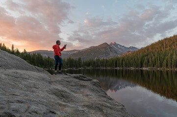 Fototapeta premium Photographing Bear Lake RMNP at sunrise