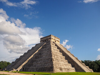 Fototapeta na wymiar Advent of Kukulcan in Chichén Itzá 