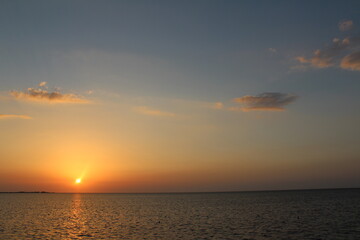 Mar en atardecer