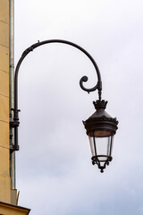 Fototapeta na wymiar Lamp post in Reims, France