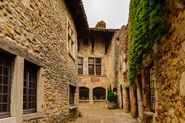 Fototapeta na wymiar Medieval architecture of Perouges, France, a walled town, a popular touristic attraction.