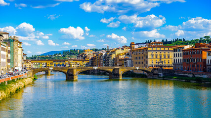 Fototapeta na wymiar It's River Arno and the panorama of Florence