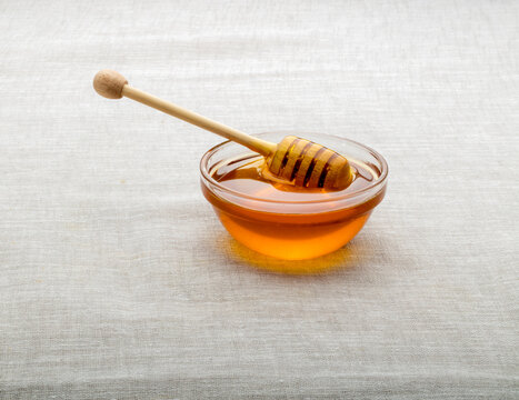 Miel de abeja natural. Natural bee honey.