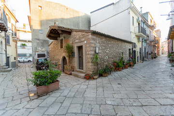 Fototapeta na wymiar Medieval house in the historic center of Venosa in Basilicata