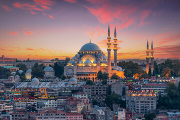 Beautiful Sunset View of the Historical Suleiman Mosque patio,  - obrazy, fototapety, plakaty