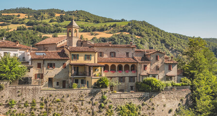 Fototapeta na wymiar Przepiękne Włoskie miasteczko Civitella di Romagna znajdujące sie w malowniczym regionie Emilia Romagna