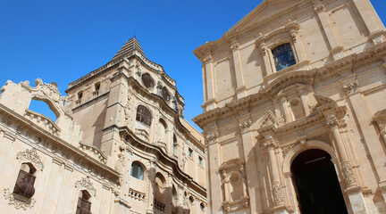 Fototapeta na wymiar Noto (Sicile - Italie) - Chiesa San Francesco et Monastero del San Salvatore 