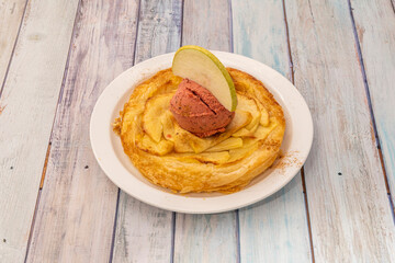 Apple pie with raspberry ice cream