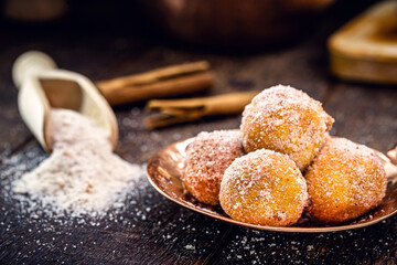 typical Brazilian food, a cookie called 