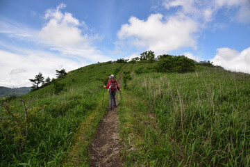 Fototapeta premium 日本の岡山県の美しい山の景色