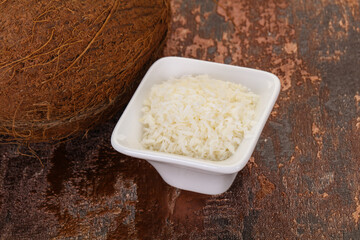 Coconut shredded chip with nut