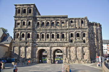 Fototapeta na wymiar The Porta Nigra(Black Gate),Trier,Germany