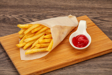 French Fry with tomato sauce
