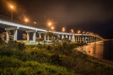Fototapeta na wymiar Tasman Bridge over the Derwent River, Hobart