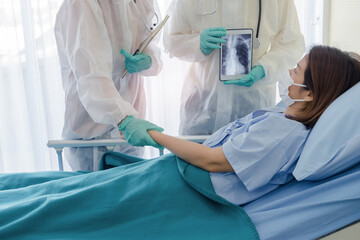 doctor held the patient's hand