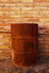 Obraz premium Barril abandonado