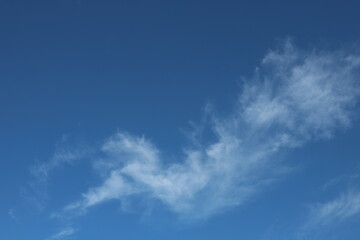 Obraz premium błękitne niebo z chmurami