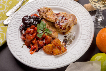 Chicken with orange and vegetables