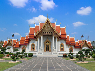 Obraz premium Wat Benchamabopit - Marble temple in Thailand