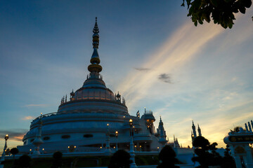 Phra Maha Chedi Si Saengtham, Wang Khao Khiao