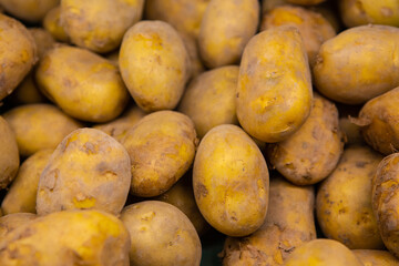 A pile of potatoes.