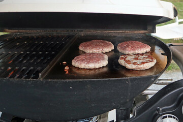 Hamburger grillen