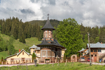 Fototapeta na wymiar Orthodoxe Kirche in der Nähe von Ciocanesti, Rumänien