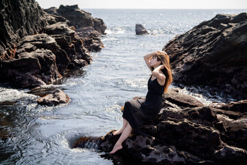 ドレスを着た女性