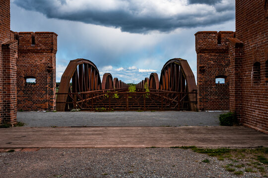 Br&uuml;cke ins Nirgendwo