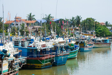Port de p&ecirc;che traditionnel au Sri Lanka