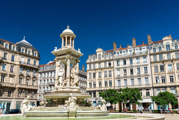Fototapeta na wymiar Fountain at Place des Jacobins in Lyon, France