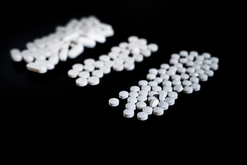 Impressive view of a-lot of pilles, caplets, tablets for medical use 