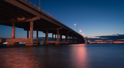 Fototapeta na wymiar bridge in the night florida 