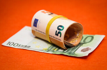 Banknoten, Münzen für Investitutionen für die Zukunft