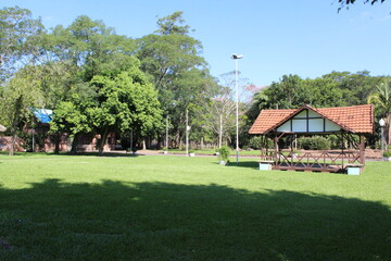 Fototapeta na wymiar Linda casa no interior do Parque Municipal de Feliz/RS, Brasil