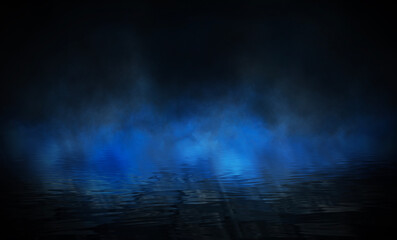 Темная улица, мокрый асфальт, отражения лучей в воде. Абстрактная синяя предпосылка, дым, смог. Пустая темная драматичная сцена, неоновый свет, прожекторы. Жидкость. Река ночью.