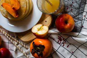 pancakes with honey and fruit juice
