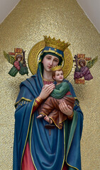 Obraz premium Closeup of Our lady of perpetual help statue virgin Mary with Child Jesus in the church, Thailand. selective focus.