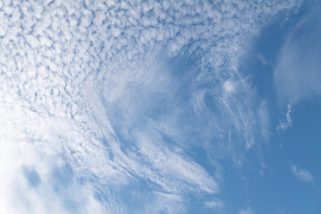 Mackerel and mare's tails sky