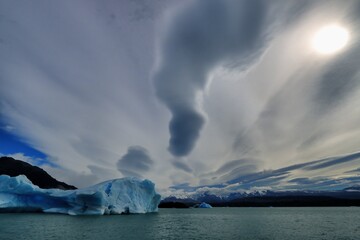 Fototapeta na wymiar パタゴニア　氷河