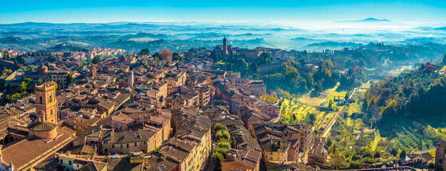 Siena cityscape panorama - obrazy, fototapety, plakaty