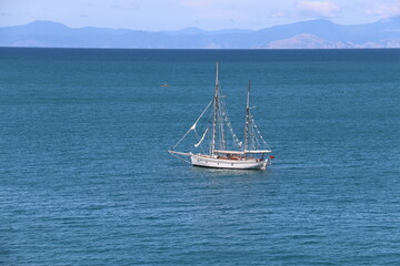 Voilier en mer, parc Abel Tasman, Nouvelle Zélande