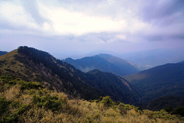 Naklejka premium トレッキング 台湾の合歓山 合歡山 アウトドア Trekking in Taiwan Hehuanshan outdoor