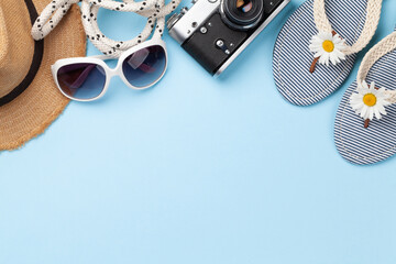 Fototapeta na wymiar Summer vacation items and accessories