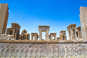Obraz premium Ancient ruins of Persepolis and Necropolis historical site - UNESCO World Heritage site, Shiraz, Iran