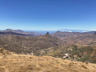 Vista panorámica de la cumbre de la isla de Gran Canaria, España