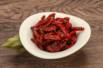 Dry tomato heap in the bowl