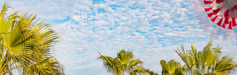 Reisen und der Corona Virus, Palmen und Wolken im Hintergrund, Banner.